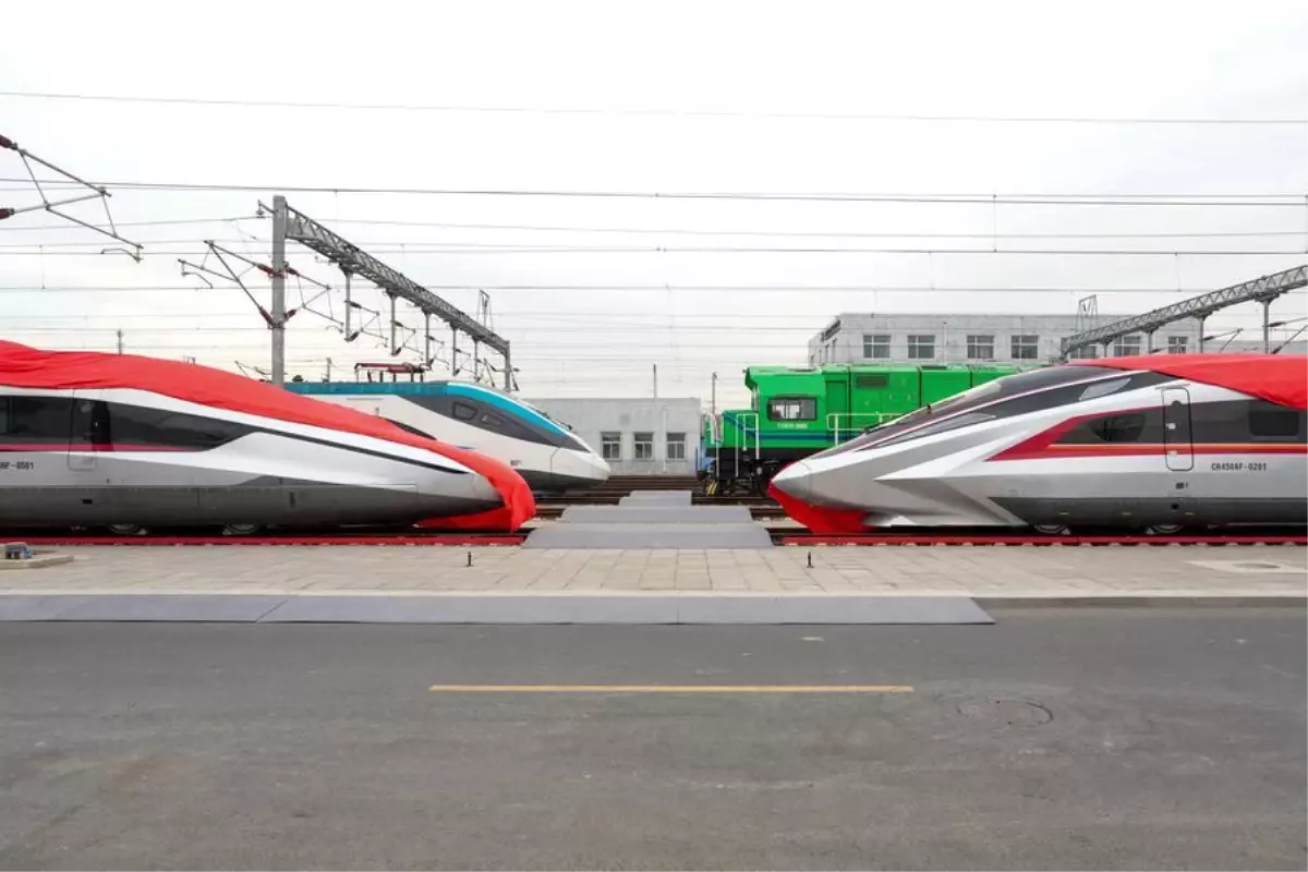 Dünyanın En Hızlı Treni Tanıtıldı