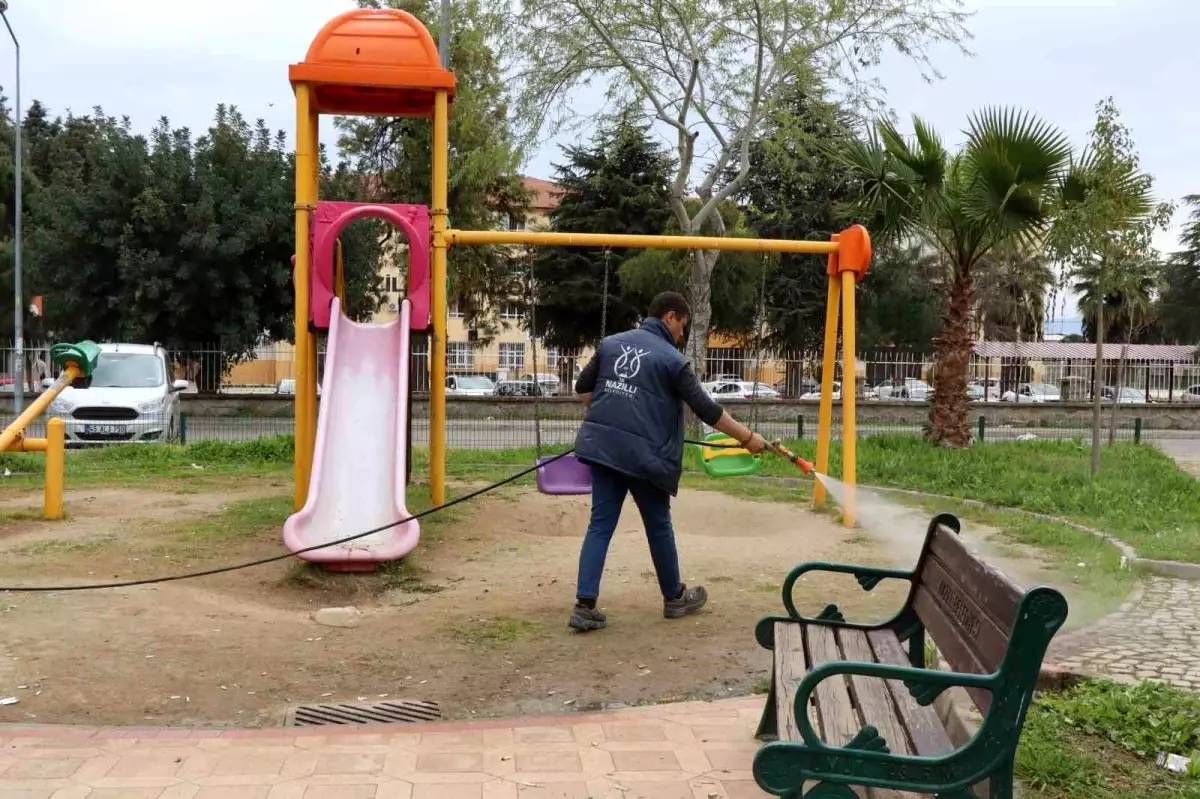Nazilli’de Park ve Bahçelerde Kapsamlı İlaçlama Çalışmaları Başladı