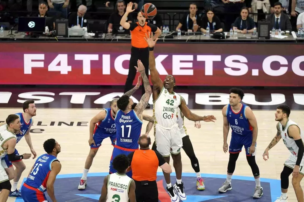 A. Efes Play-off’a Yükseldi