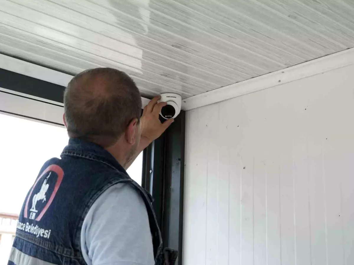 Düzce’ye Yeni Modern ve Akıllı Durak Ekleniyor